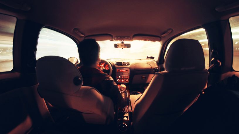 Kako da se bezbedno vozite u automobilu i na motoru u vreme korona virusa?